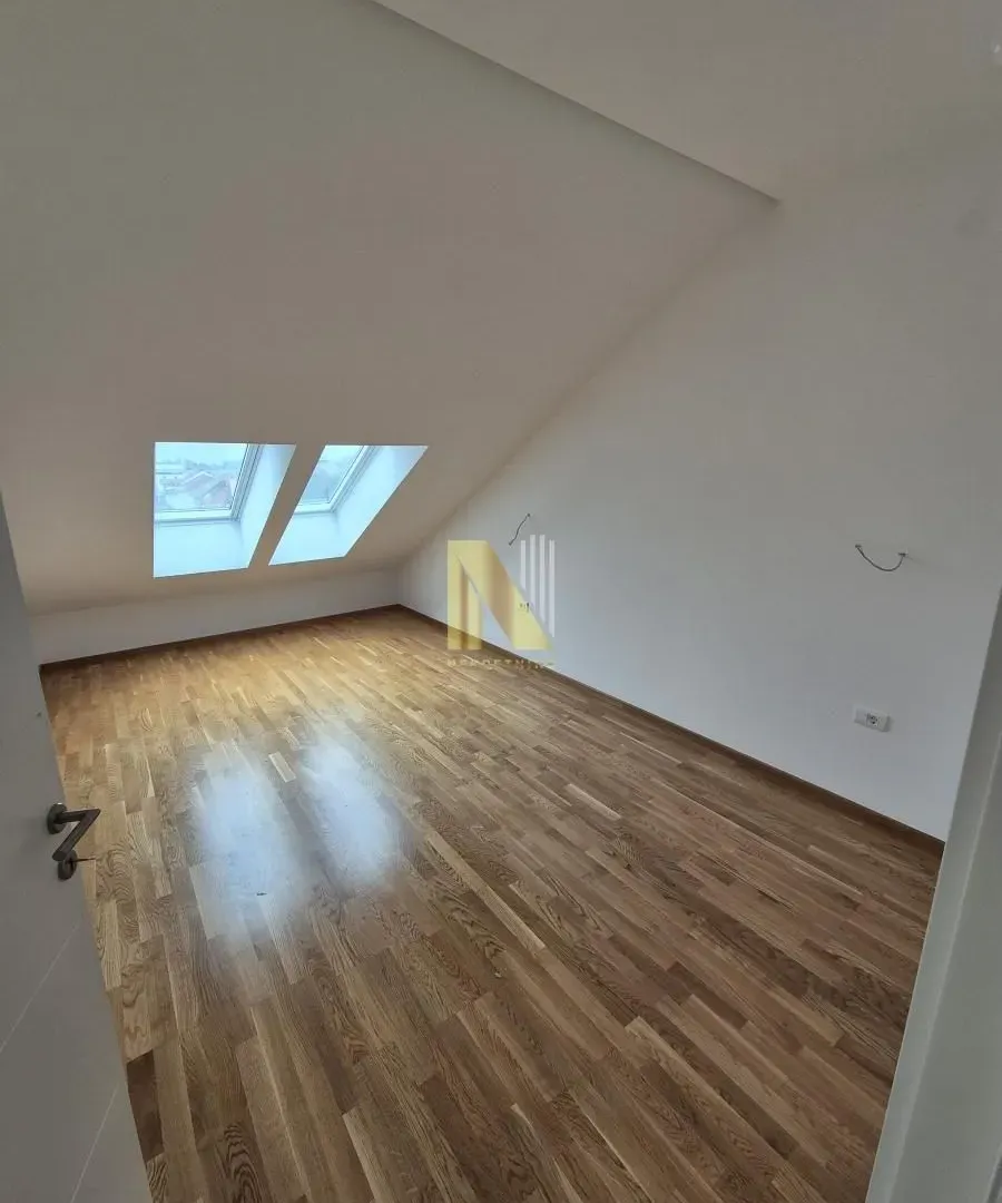 Sale, office space, 650m², Petrovaradin, Novi Sad