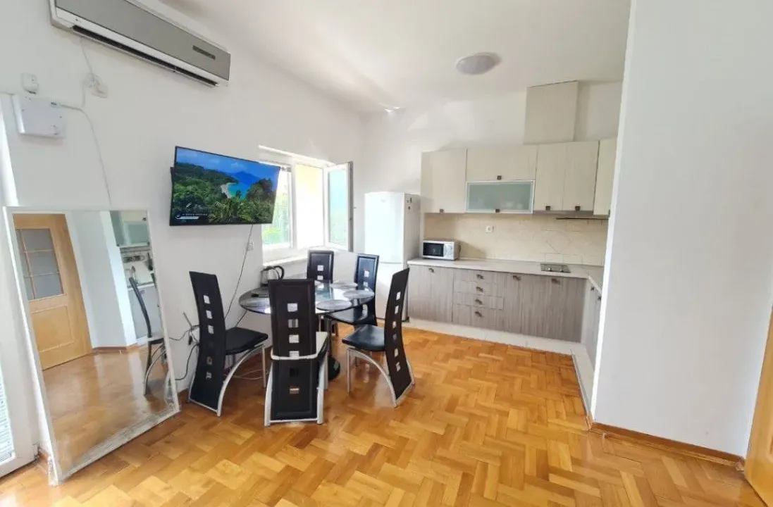 Sale, two bedroom apartment, 88m², Đenovići, Herceg Novi