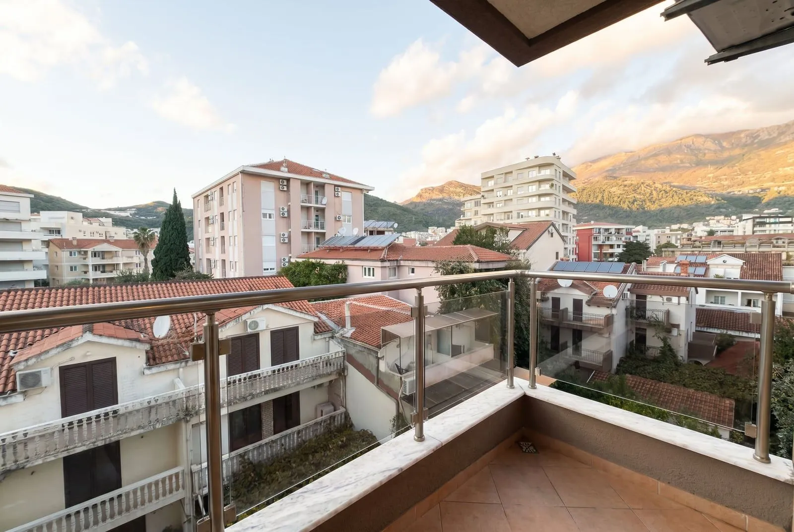 Stan-na-dan, trosoban stan, 60m², Budva, Crna Gora