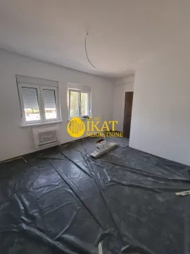 Prodaja, trosoban stan, 82m², Jajinci, Voždovac Sve Podlokacije - image 4