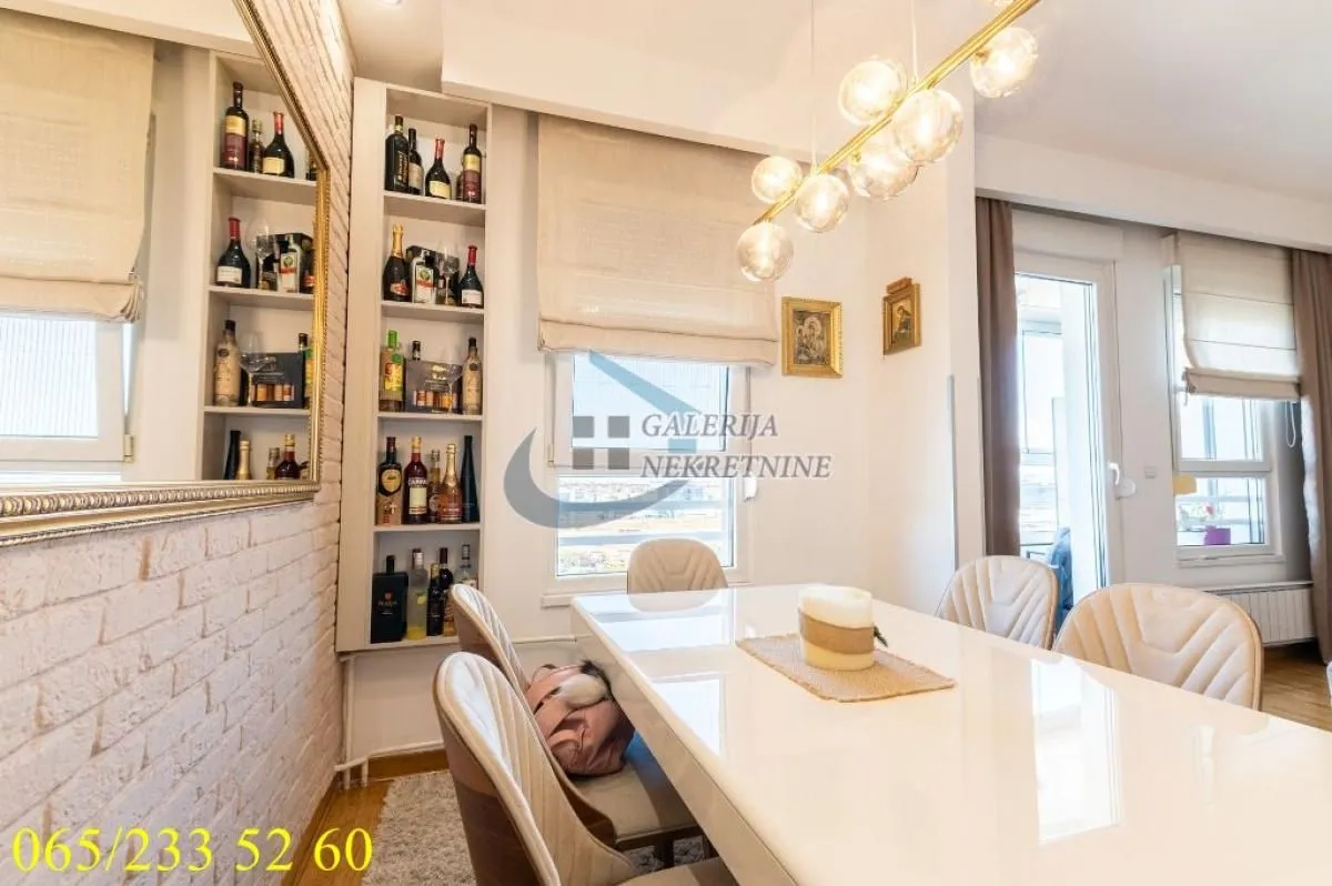 Sale, four bedroom apartment, 94m², Novi Beograd Blok 67, Novi Beograd Sve Podlokacije