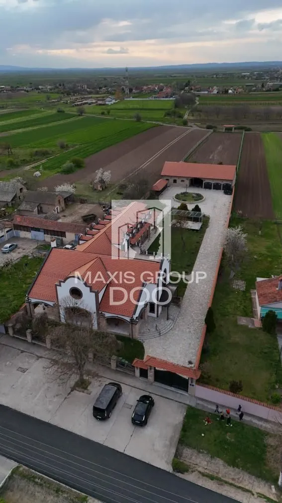 Prodaja, kuća, 1080m², Surduk, Stara Pazova