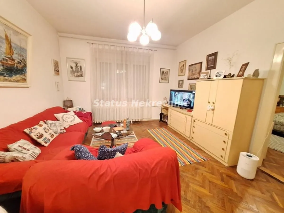 Prodaja, trosoban stan, 93m², Centar, Novi Sad