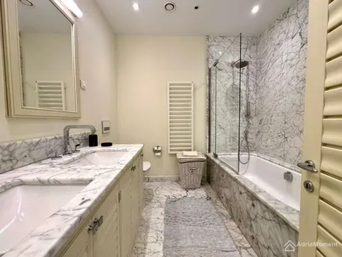 Sale, two bedroom apartment, 115m², Porto Montenegro, Tivat - image 10