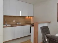 Prodaja, dvosoban stan, 69m², Centar, Tivat - image 3