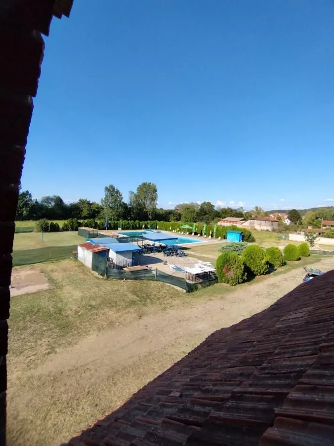 Prodaja, kuća, 200m², Trnava, Jagodina