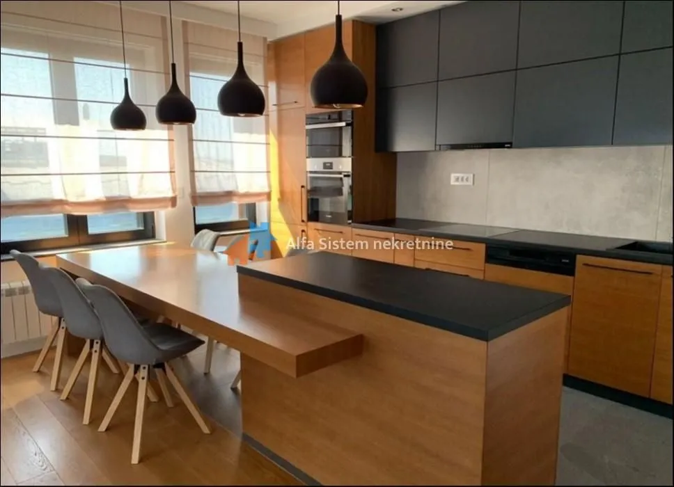 Rent, four bedroom apartment, 115m², Savski Venac, Beograd