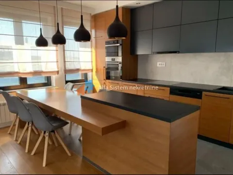Rent, four bedroom apartment, 115m², Savski Venac, Beograd - image 9