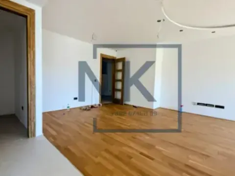 Prodaja, trosoban stan, 112m², Stari Aerodrom, Podgorica - image 4