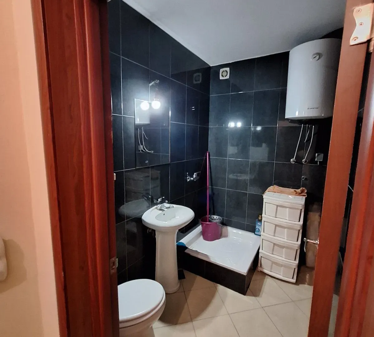 Prodaja, stan, 84m², Pejton, Podgorica