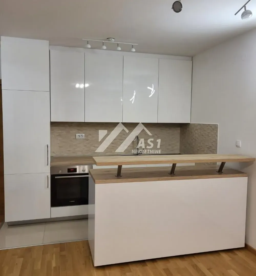 Izdavanje, jednosoban stan, 43m², Telep, Novi Sad Sve Podlokacije