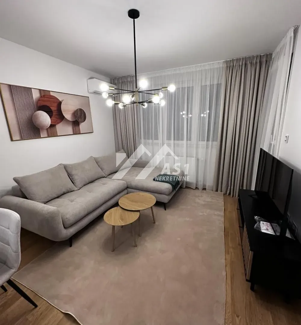 Izdavanje, dvosoban stan, 40m², Podbara, Novi Sad Sve Podlokacije