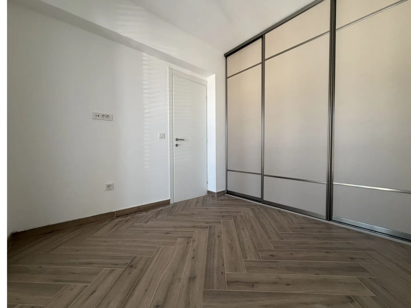 Prodaja, dvosoban stan, 62m², Dumidran, Tivat