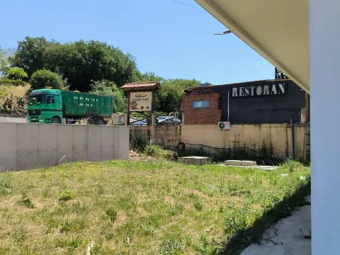 Izdavanje, poslovni prostor, 100m², Radovanići, Herceg Novi - image 5