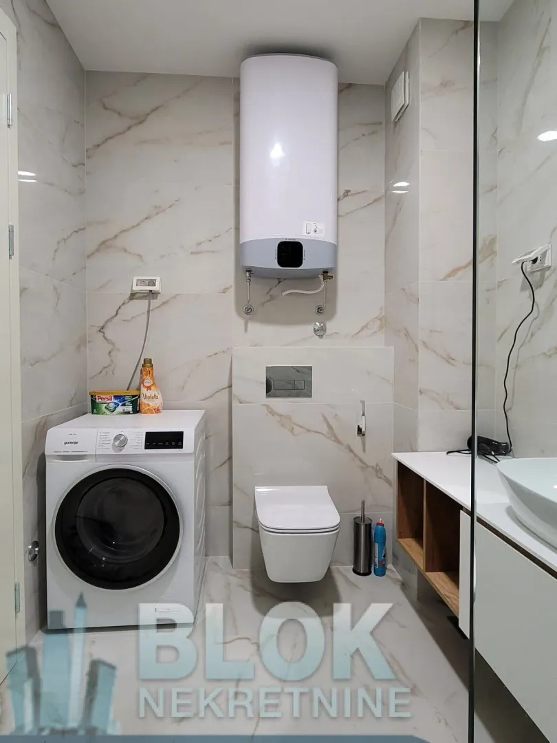 Izdavanje, jednosoban stan, 58m², Podgorica, Crna Gora
