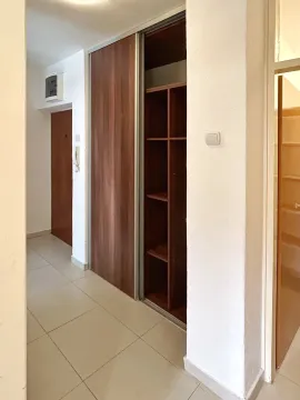 Izdavanje, dvosoban stan, 60m², Preko Morače, Podgorica - image 17
