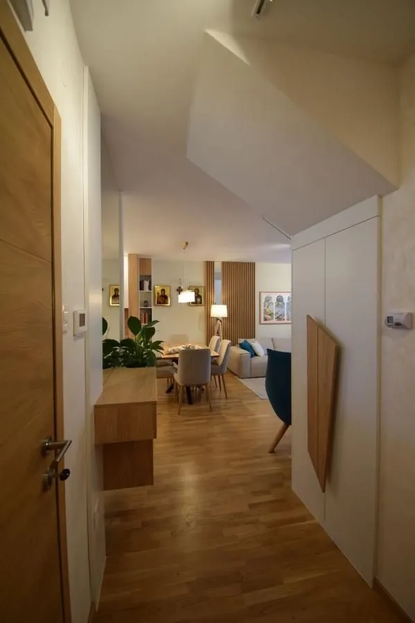 Prodaja, četvorosoban stan, 111m², Sajmište, Novi Sad