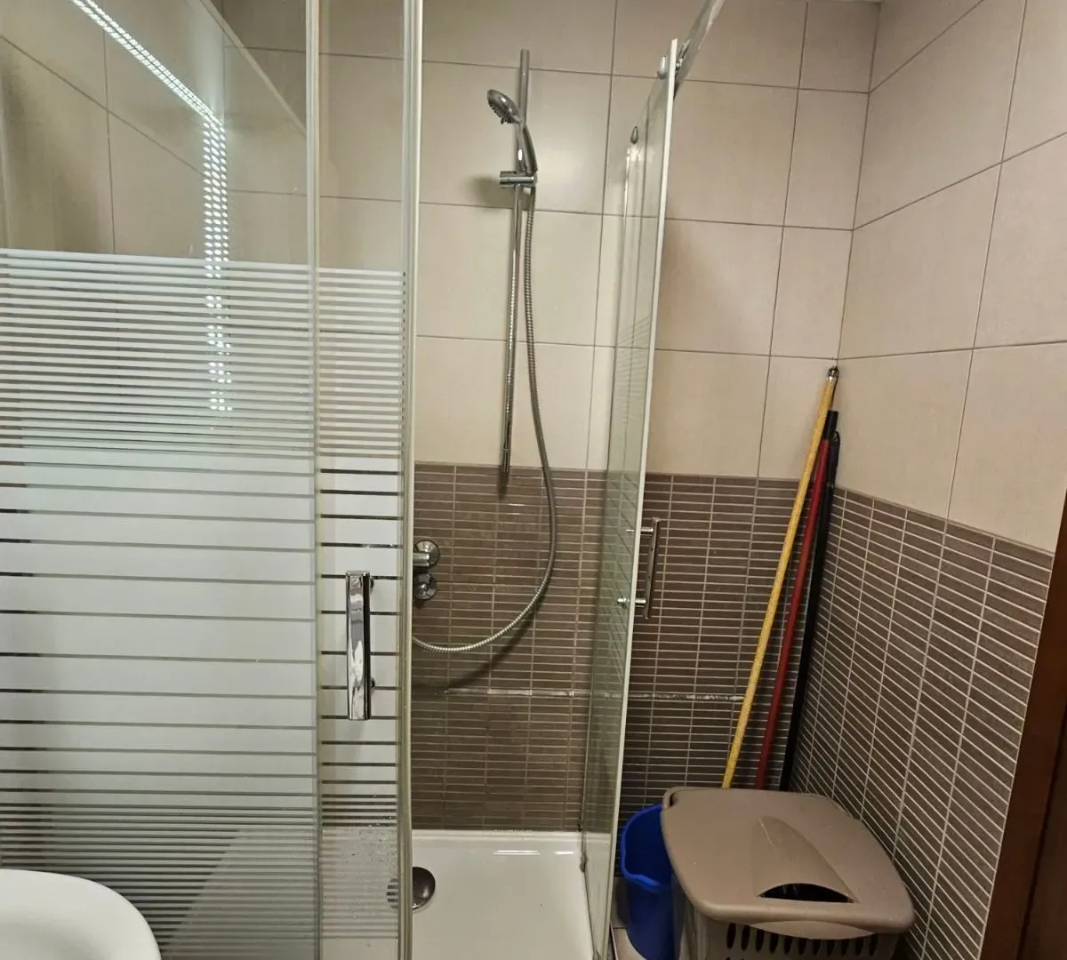 Rent, one bedroom apartment, 43m², Tološka šuma, Podgorica