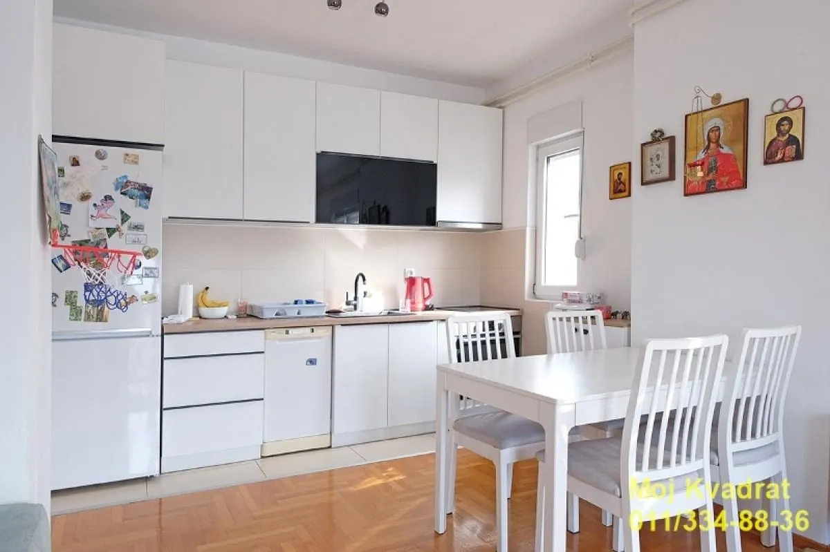 Sale, two bedroom apartment, 68m², Vračar Hram, Vračar Sve Podlokacije