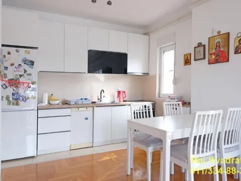 Prodaja, dvosoban stan, 68m², Vračar Hram, Vračar Sve Podlokacije - image 2