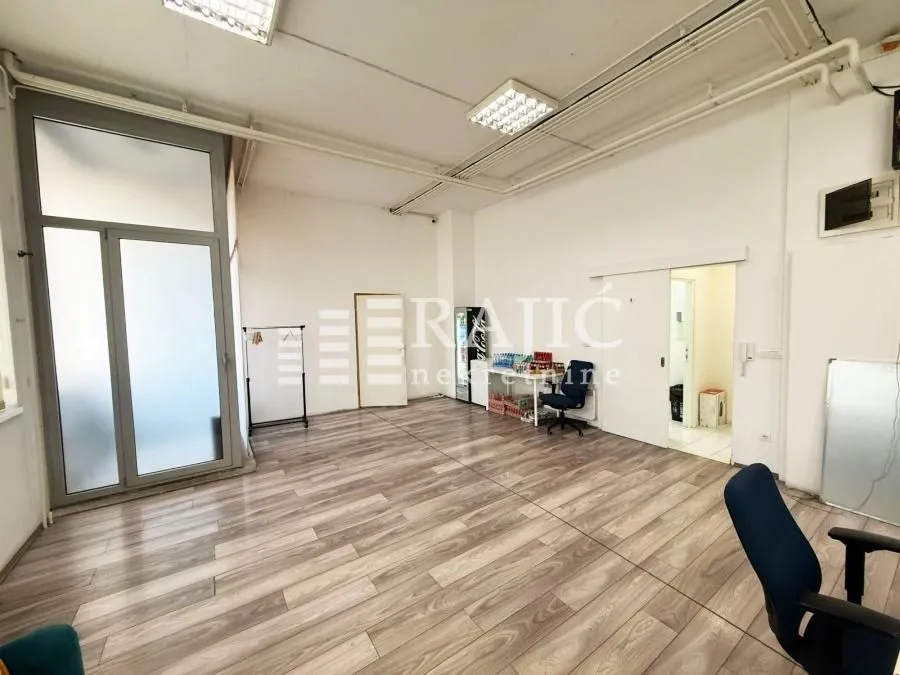 Rent, office space, 165m², Stari Grad, Beograd