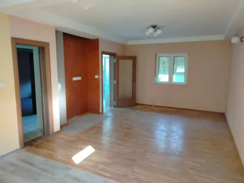 Prodaja, kuća, 150m², Cetinje, Crna Gora - image 3
