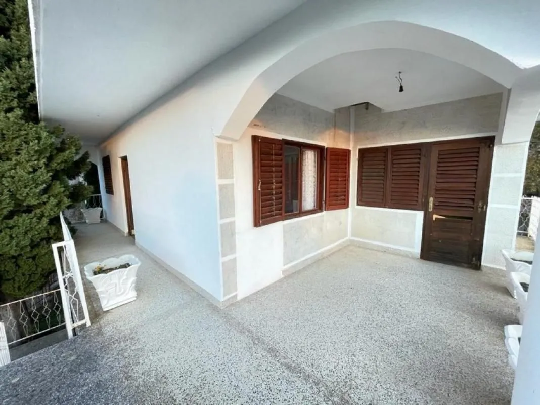 Prodaja, kuća, 158m², Sutomore, Bar