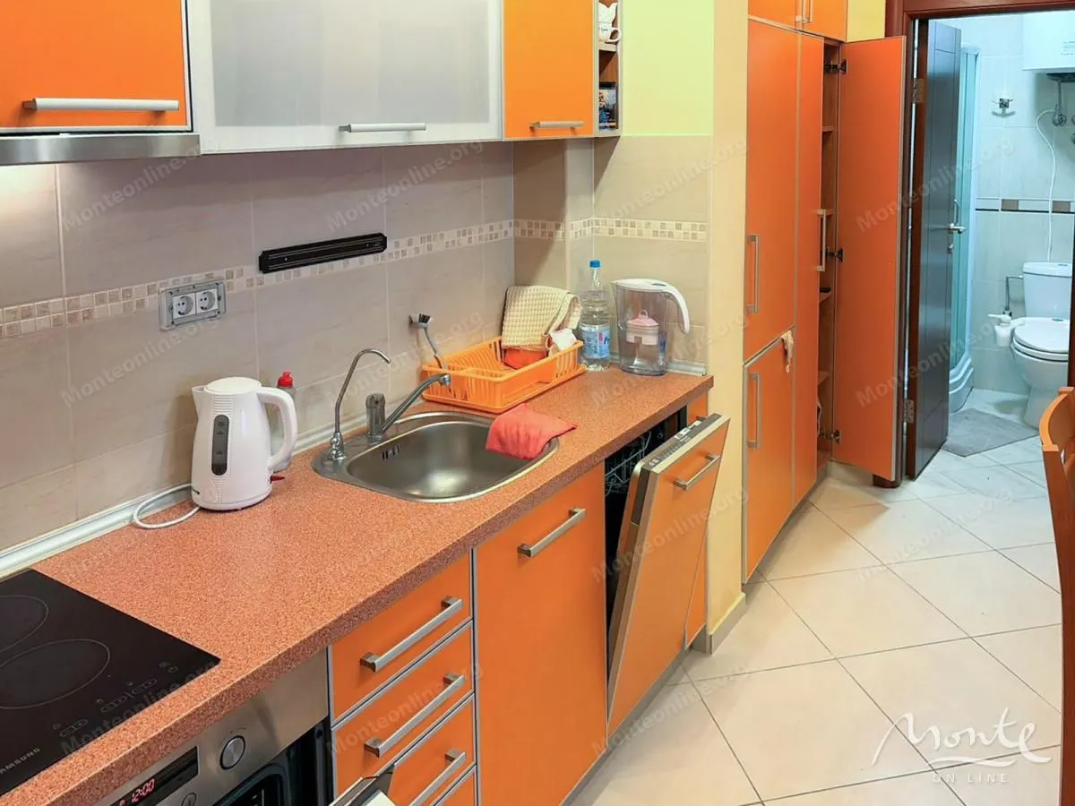 Sale, one bedroom apartment, 39m², Bečići, Budva
