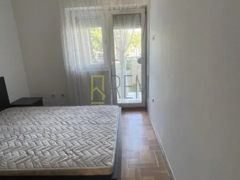 Prodaja, dvosoban stan, 65m², Stari Aerodrom, Podgorica - image 6