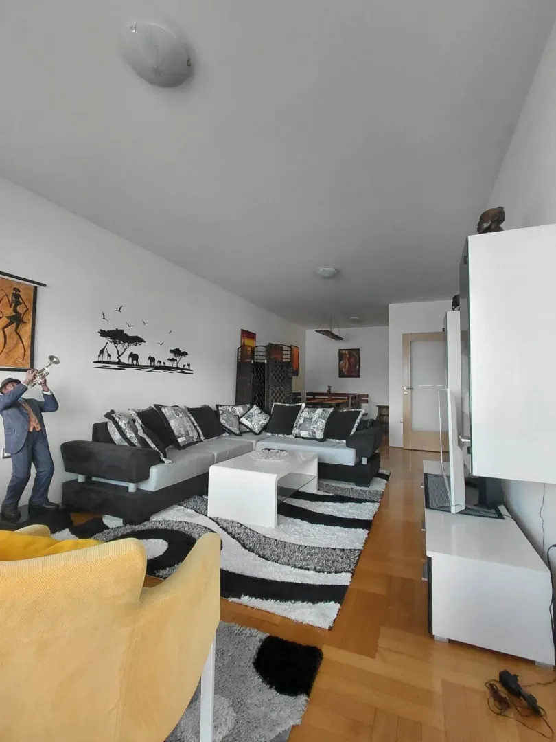 Rent, three bedroom apartment, 96m², Preko Morače, Podgorica