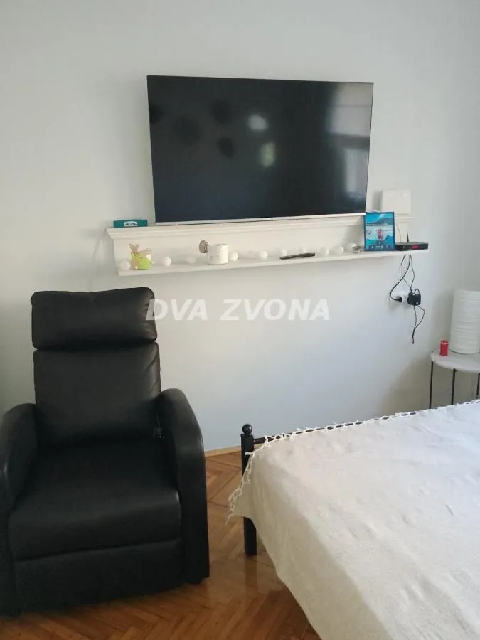Prodaja, jednosoban stan, 32m², Detelinara, Novi Sad Sve Podlokacije