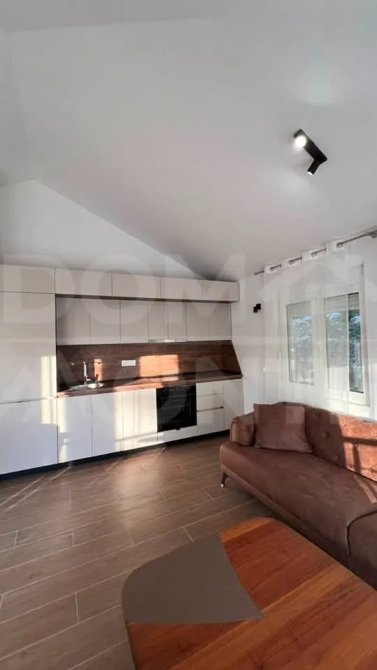 Rent, house, 100m², Tivat, Crna Gora