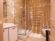 Izdavanje, dvosoban stan, 109m², Budva, Crna Gora - image 10