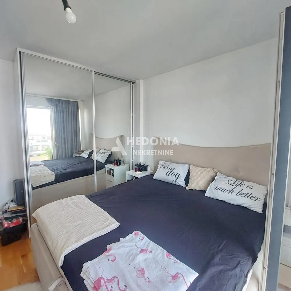 Sale, four bedroom apartment, 106m², Višnjička Banja, Palilula Sve Podlokacije