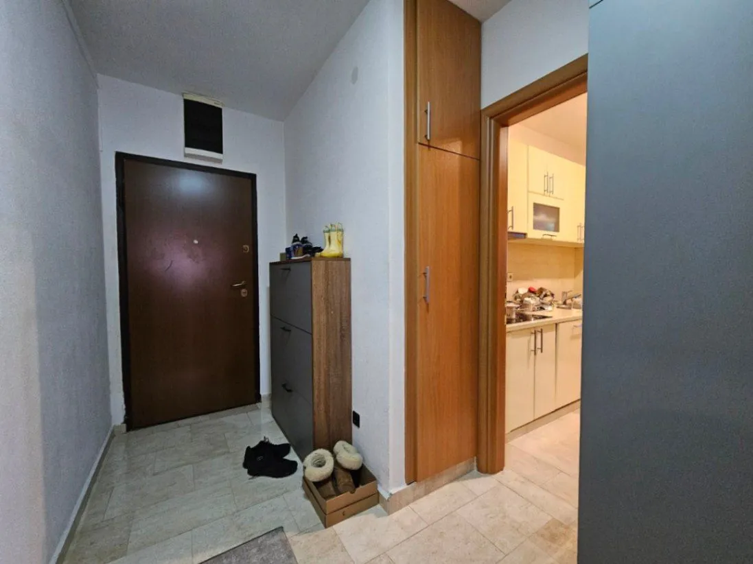 Prodaja, trosoban stan, 89m², Stari Aerodrom, Podgorica
