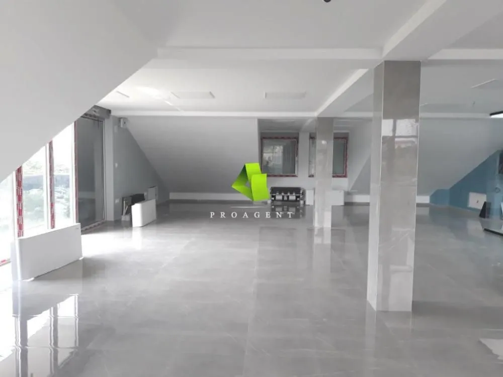 Rent, office space, 260m², Medijana, Niš