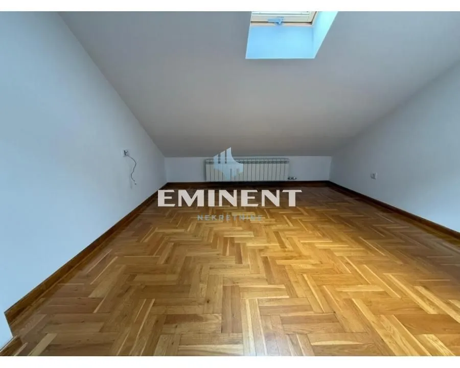 Rent, apartment, 126m², Zemun Sve Podlokacije, Beograd