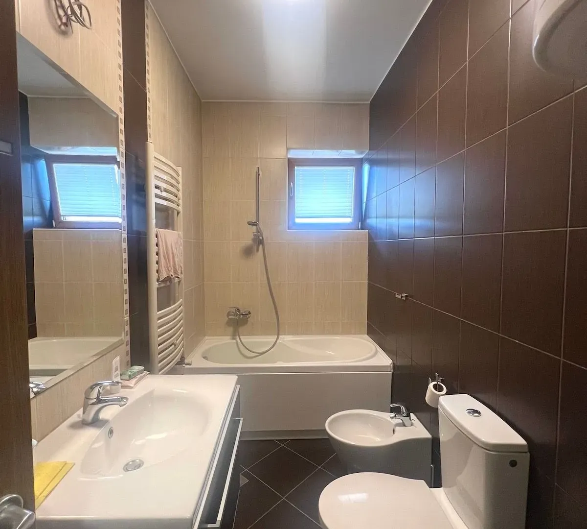 Rent, four bedroom apartment, 115m², Dedinje Sve Podlokacije, Beograd