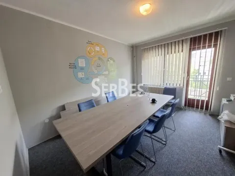 Izdavanje, četvorosoban stan, 120m², Grbavica, Novi Sad Sve Podlokacije - image 11
