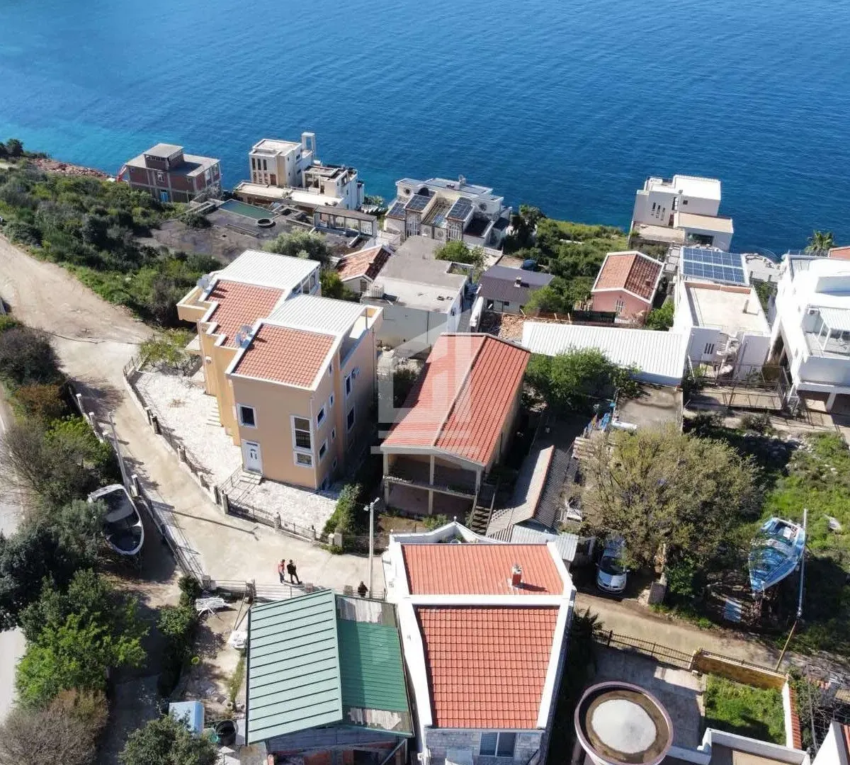 Prodaja, kuća, 200m², Stari Bar, Bar