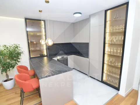 Rent, two bedroom apartment, 108m², Central Point, Podgorica - image 4