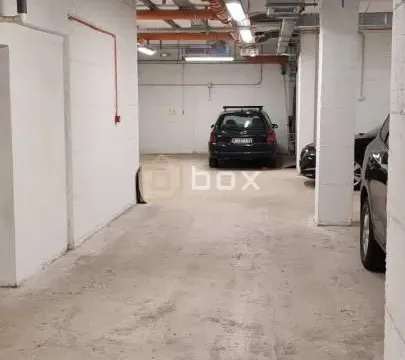 Rent, parking/garage, 10m², Medicinski fakultet, Niš - image 4