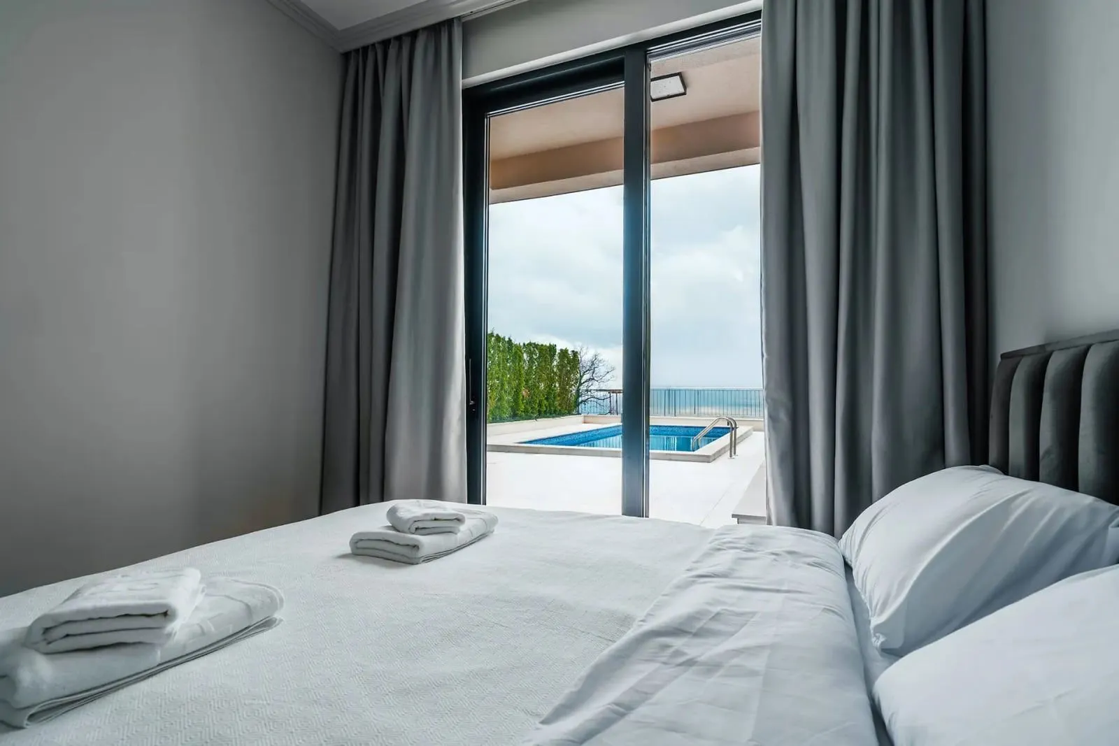 Prodaja, kuća, 220m², Reževići, Budva