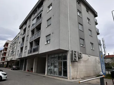 Rent, one bedroom apartment, 50m², Nova Dalmatinska, Podgorica - image 9