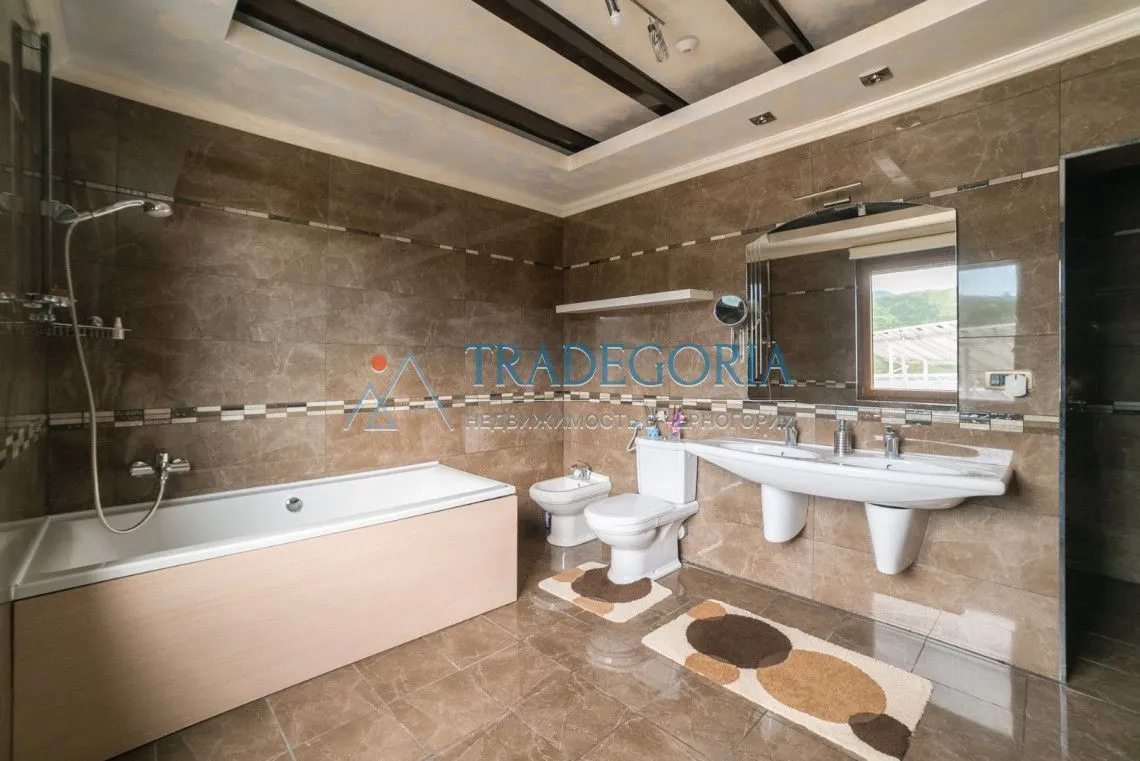 Prodaja, ugostiteljski objekat, 435m², Bečići, Budva
