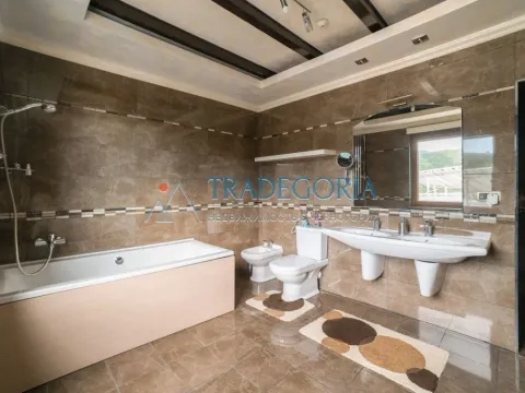Prodaja, ugostiteljski objekat, 435m², Bečići, Budva - image 9