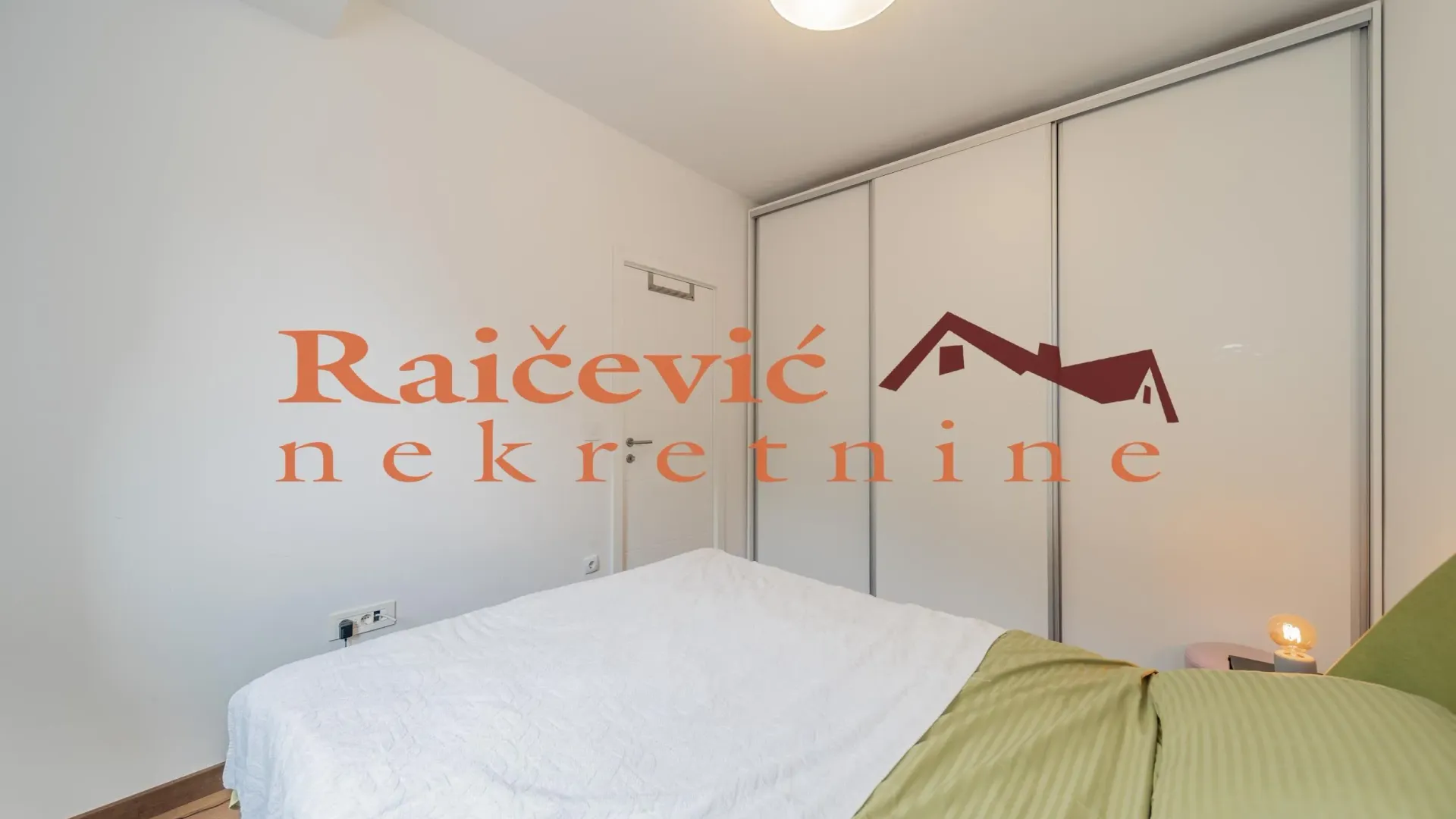 Izdavanje, dvosoban stan, 40m², Šumice, Beograd