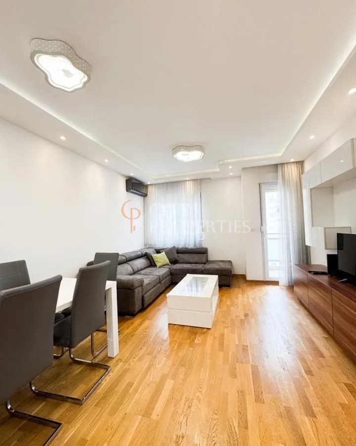 Izdavanje, stan, 64m², City Kvart, Podgorica