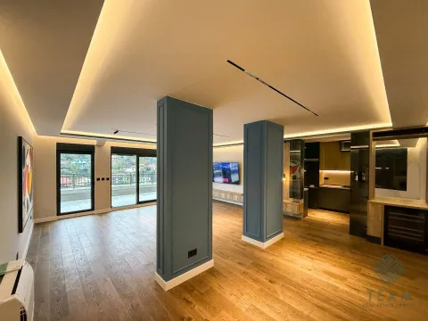 Izdavanje, trosoban stan, 163m², Preko Morače, Podgorica - image 7