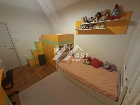 Izdavanje, četvorosoban stan, 82m², Bulevar Evrope, Novi Sad Sve Podlokacije - image 9